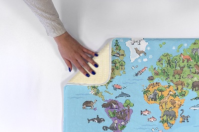 Tapete cozinha Animais num mapa-mundo