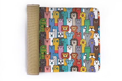 Carpete Animais de desenhos animados coloridos