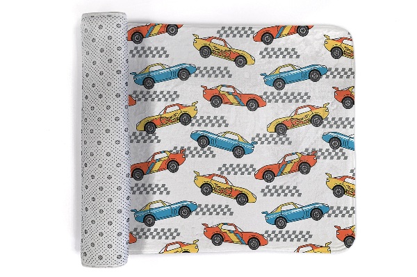 Tapete cozinha Carros de corrida e bandeira axadrezada
