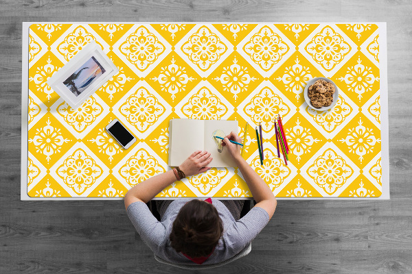 Tapete de secretária Padrão amarelo e branco