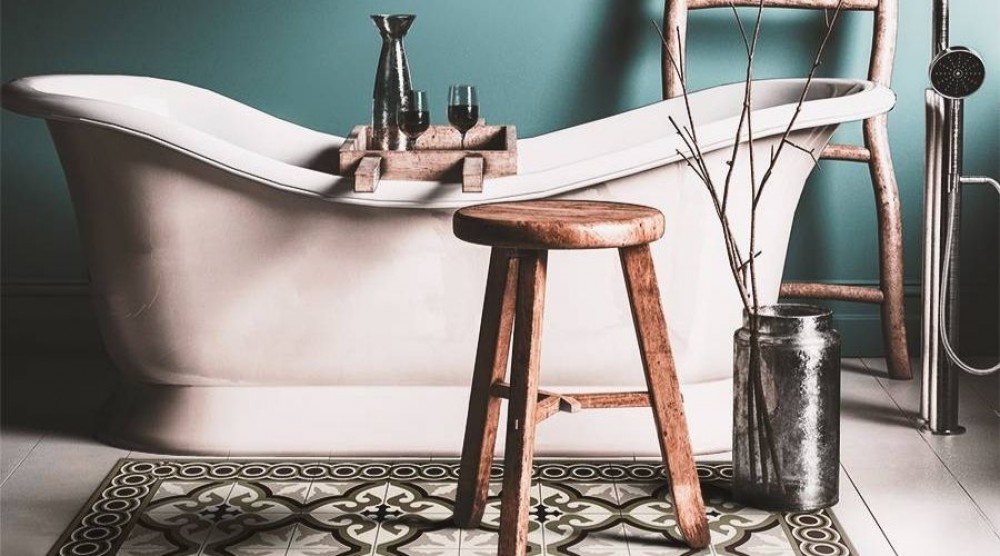 Os tapetes e tapetes de banheiro mais modernos